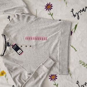 New GAP Gray Crew Neck Sweater